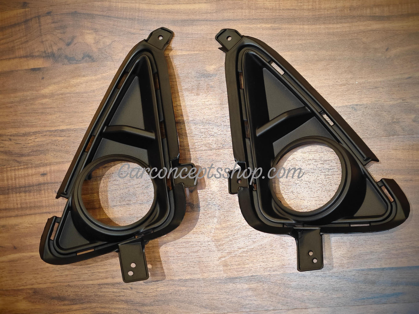Hyundai i20 projector fog lamp bracket