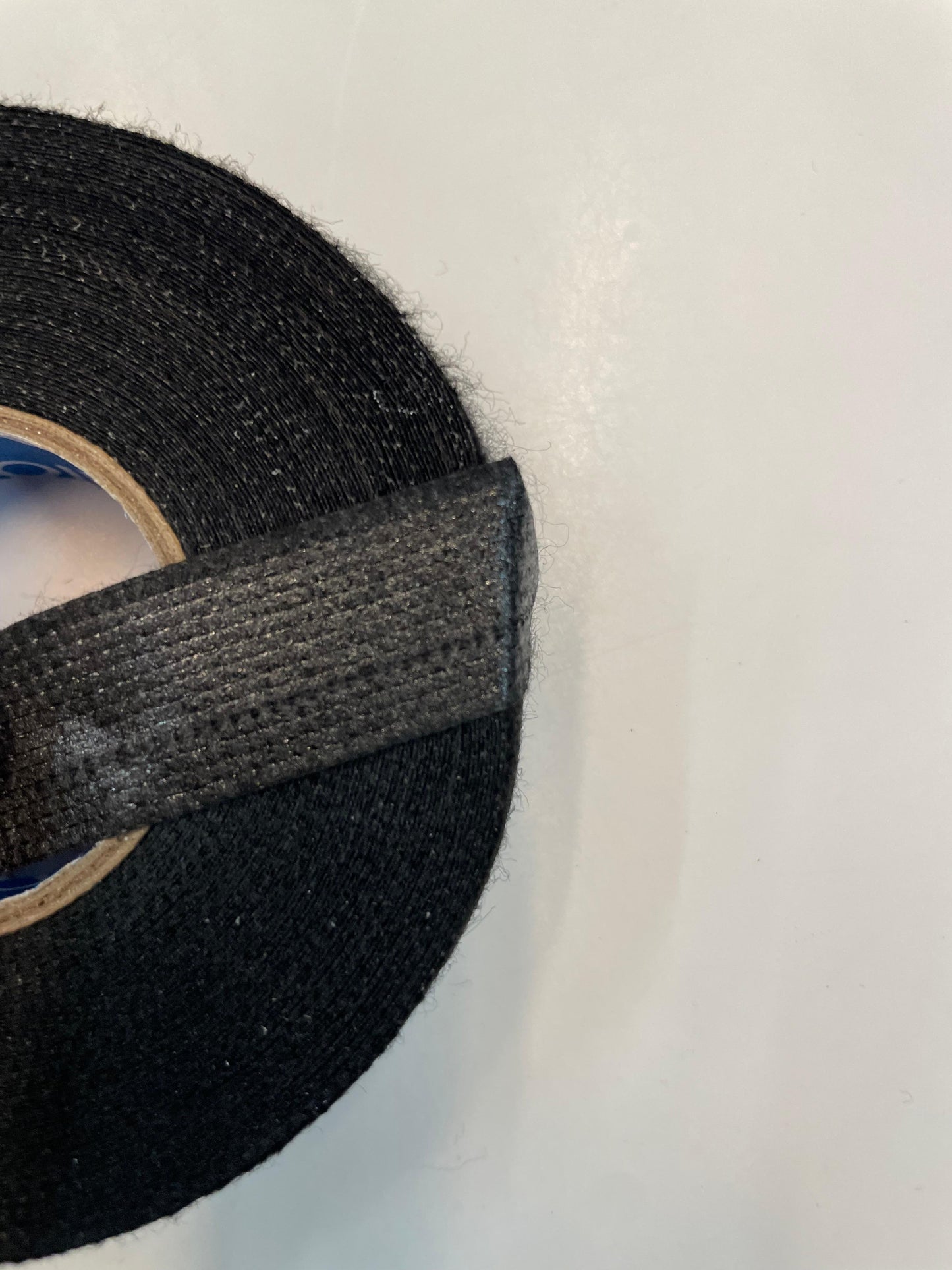 Polyester fabric adhesive tape for car wiring