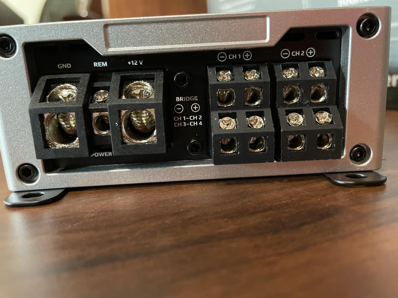 Sound Booster DBES80.4 4CH AMPLIFIER 120W RMS Class D