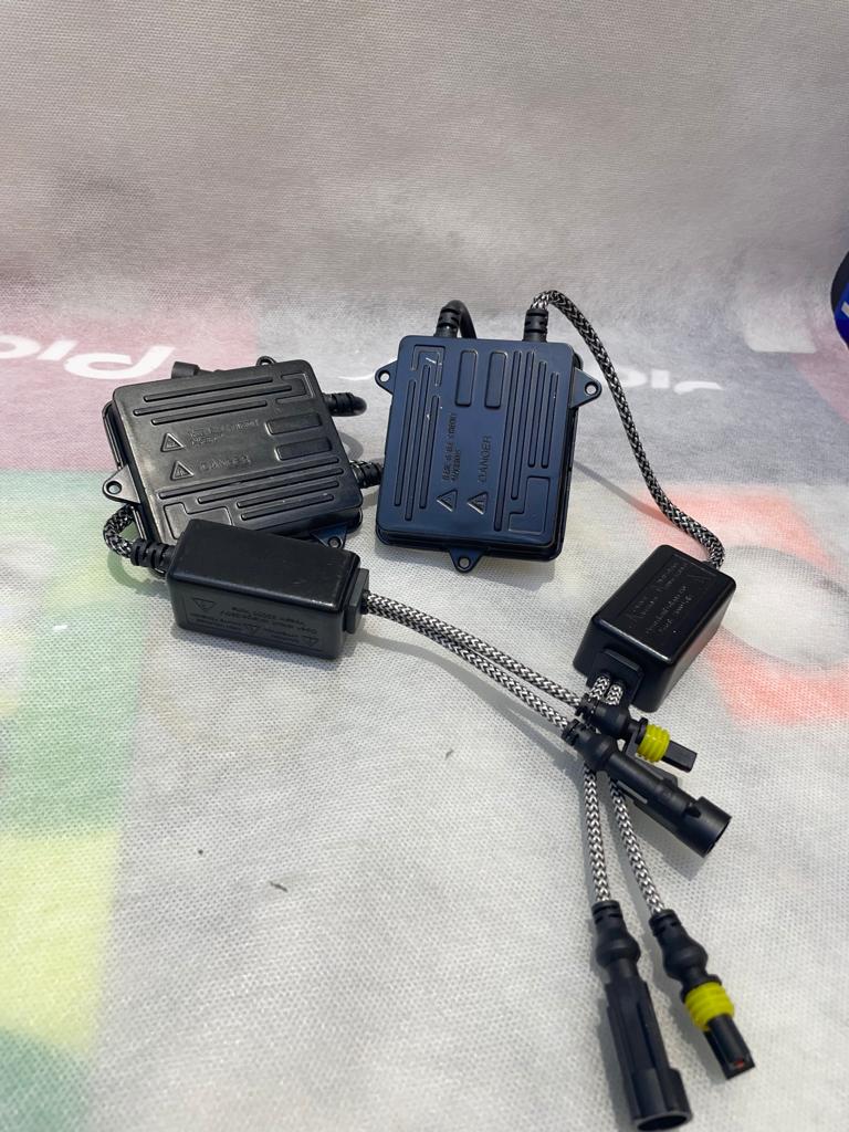 aes bi xenon headlight projector kit with Tiguan shrouds H4 H7 H1 5500K 55WATT with ballasts