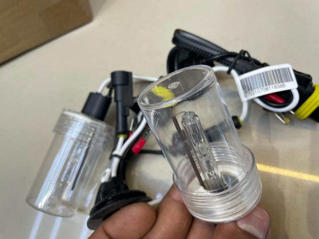 aes bi xenon headlight projector kit with exquisite angle eyes shrouds H4 H7 H1 without ballasts