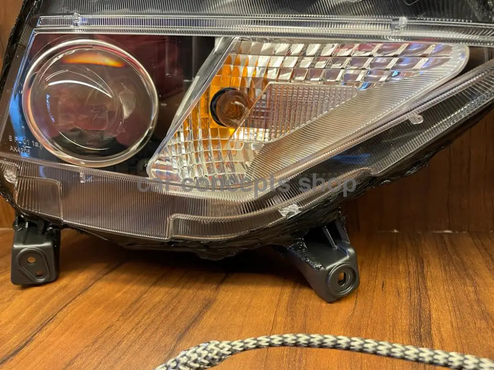 Projector Fog Lamp For New Creta Lo & Hi Beam With Asic Hybrid Canbus Hid Kit 55W 5500K Fog